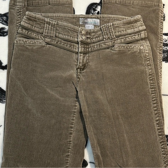 POINT ZERO women's Y2K straight leg pants with cute pockets. size US 2. - Picture 2 of 8